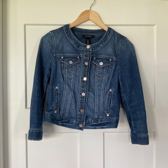 White House Black Market Distressed Denim Jacket Women's Size 4 w/ Bling - Picture 1 of 12